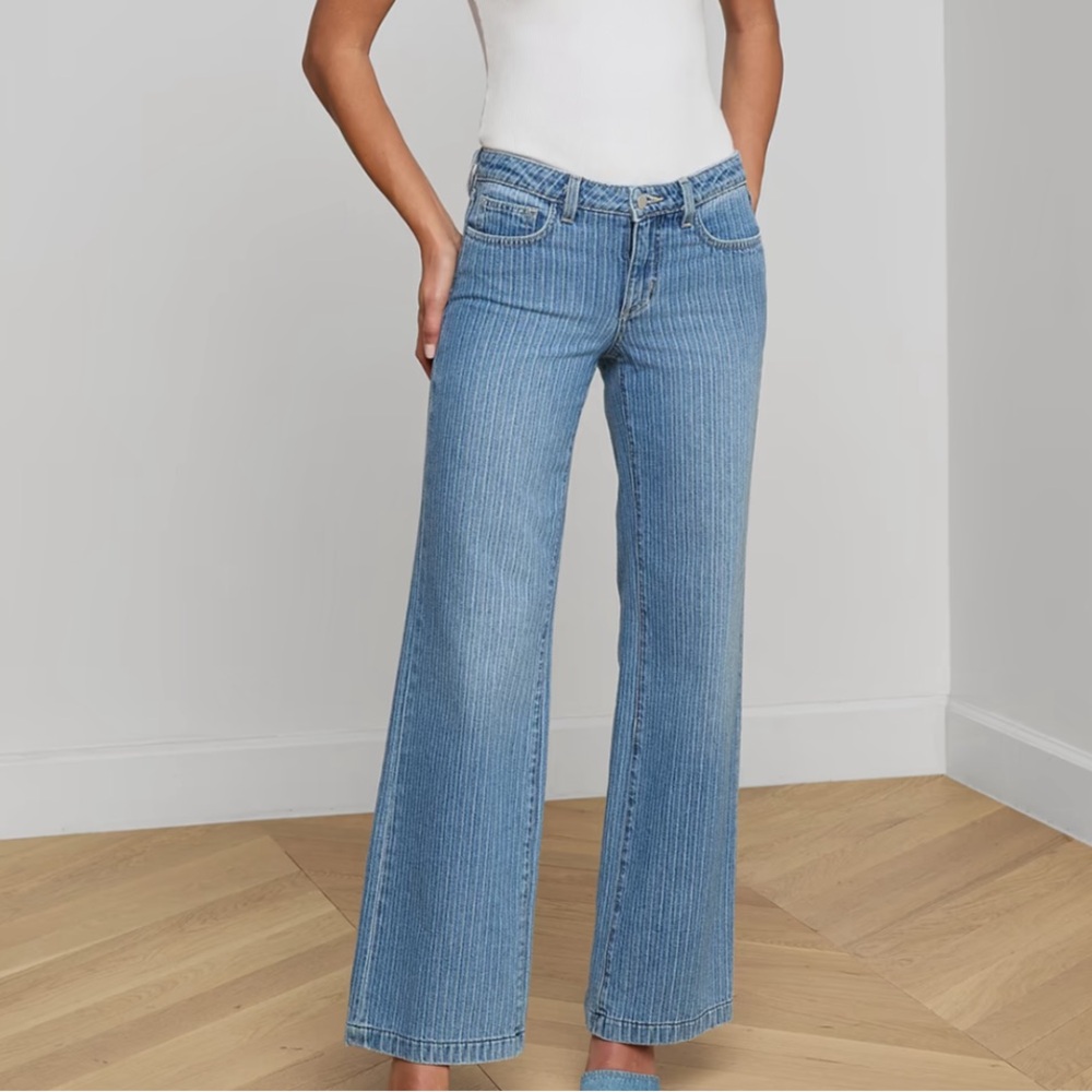 L'AGENCE Joanne Low Rise Wide Leg Jeans in Carmel